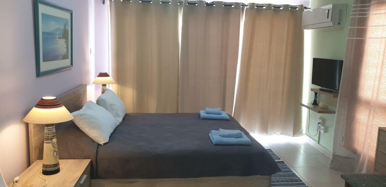 Polis Emilia 11 Studio מראה חיצוני תמונה
